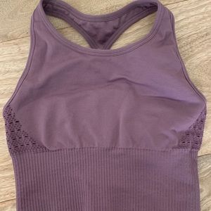 Seamless Sports Bra, same manufacturer as GymShark
